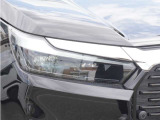 【ヘッドライト】省電力で長寿命の明るく運転しやすいLEDヘッドランプです。明るく照らすので暗い夜道からお客様を守ってくれます。