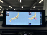 ディスプレイオーディオやカーナビは、現代のドライブにおいて欠かせない装備のひとつです。初めての場所でも迷いにくく、快適なルート案内で運転をサポートします。移動中のエンターテインメント性も高まります。