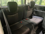 3列目シートはもちろん状態良好☆大人でもゆったりと座って頂けますので、大人数でのお出かけもラクラクです♪ご家族で、気の知れた仲間で、ドライブに行くのが楽しみですね♪