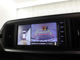 駐車もばっちり!全周囲・バックモニター付き。ガイドライン表示付きで確認しながらの駐車が可能ですね♪