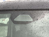 【スズキ セーフティサポート】走行中に前方の車両等を認識し、衝突しそうな時は警報とブレーキで衝突回避と被害軽減をアシスト。より安全にドライブをお楽しみいただけます。