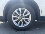 【純正17インチアルミホイール】外観にマッチした純正アルミホイールを装着しております。各種社外アルミホイールや、スタッドレスタイヤも取扱いしております。是非ご相談ください♪