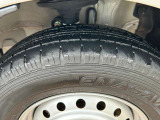 タイヤの状態、タイヤ残り溝です。
