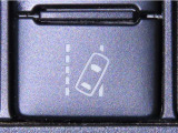 車線逸脱警報装置を装備しております。