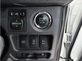 両側電動のスライドドアで楽々スムース!運転席からも開閉の操作もできます♪キーのスイッチひとつで自動開閉できる便利な機能もついてます♪