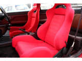 助手席もバケットシートです