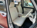 自動車保険も取り扱っておりますの無料で見積りをいたします♪ お客様のお話を伺い、お客様に合った的確なプランをご提案させて頂きます。