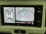 全方位モニターがついています! 車の周囲を360&deg;安全確認できるので、普段の駐車はもちろんの事、縦列駐車や幅寄せの際にも活躍してくれますよ。