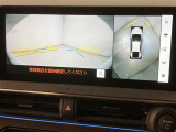 全周囲カメラ付きで車庫入れも安心ですね。
