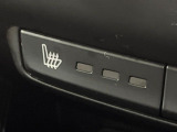 【シートヒーター】寒い日に重宝するシートヒーター!エアコンより早く温まってくれるので寒がりの人も安心ですね♪エアコンの温風は乾燥するから苦手、という方にもをおすすめです。