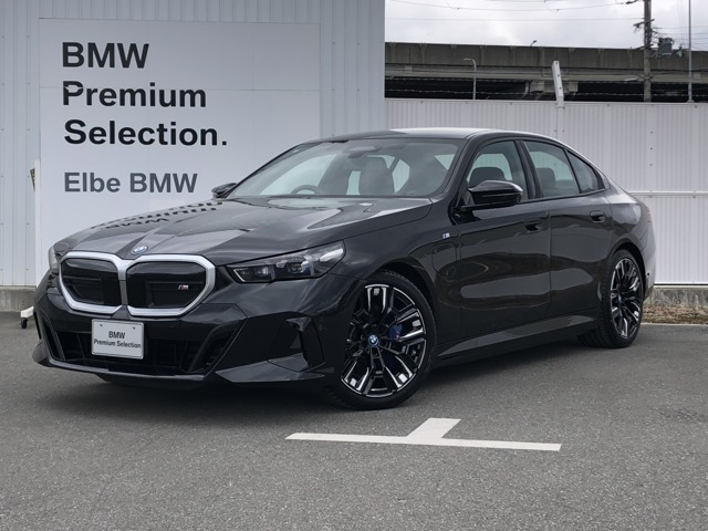 i5M60 xドライブ 4WD