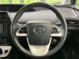 【純正革巻きステアリング】上質な革を使用することで、手にしっかり馴染みとても運転しやすいハンドルです♪