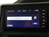 ラジオ、CD/DVD再生、TV、Bluetoothとメディアも豊富です。