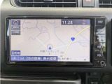 純正ナビを装備。タッチパネル式で使いやすく、お出かけもラクラクです。