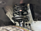 お車を安心してお乗りいただく為には、足回りの定期点検が欠かせません。サービスサポート(有償保証)では無料点検もご提供しており、安心のカーライフをお過ごしいただけるサポート体制が整っています。