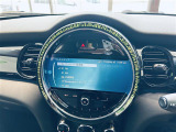 ◆LIBERALAは、輸入車選びの新たなスタイルを提案するインポート・セレクト・ブランドです。オーナー様となる方がクルマから直接感じる感性を第一にした、最良の一台との出会いをコーディネートいたします。