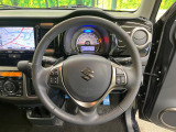 【デュアルカメラブレーキサポート】走行中に前方の車両等を認識し、衝突しそうな時は警報とブレーキで衝突回避と被害軽減をアシスト。より安全にドライブをお楽しみいただけます。