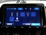 【オーディオ選択画面】AM/FMの切替や、交通情報もこちらの画面から選択できます。