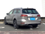 ご登録日から起算して1年間走行無制限で保証。全国のVW正規ディーラーで対応可能です。さらに保証をプラス2年まで延長するプログラムもございます。
