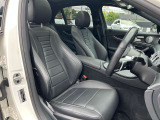 スタッフ全員が自動車保険の資格を保有しており、万が一の事故の際のサポート体制を整えております。