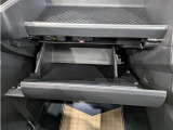 グローブボックスの収納もバッチリ