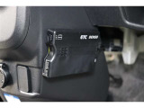 高速道路走行の料金所をノンストップで通過できるETCを装備!※ ETCカードのお申し込みも当社にお任せ下さい!
