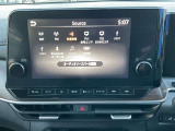 フルセグTV、ブル-トゥスオ-ディオ等機能がいっぱい付いてます。