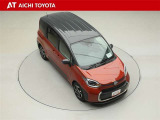 両側パワースライドドア付きだから、狭い駐車スペースなどでの乗り降りラクラク♪小さなお子さまのいるご家庭には嬉しい装備です。