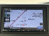 【ストラーダ製フルセグSDナビ】テレビも見れてBlutetoothも接続出来て楽しいカーライフを過ごして頂けます!また社外CDもついていますので長時間の走行にもオススメです!