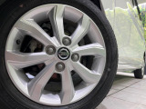 【純正14インチアルミホイール】外観にマッチした純正アルミホイールを装着しております。各種社外アルミホイールや、スタッドレスタイヤも取扱いしております。是非ご相談ください♪