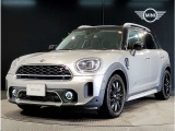 ☆MINI クロスオーバー・カントリーマン専門店☆!クロスオーバー・カントリーマンを買うなら箕面店です!!クロスオーバー・カントリーマンをご検討頂く際は一度箕面店にご相談下さい!