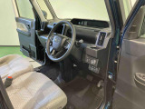 納車前にはプロのメカニックが点検、整備を行いますので安心してお乗り頂けます!!