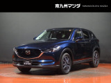 中古車専門再生工場にて熟練専任スタッフが丁寧に清掃、仕上げを実施しております。また、お客様に安心してご検討いただける様、公取協が定める基準に基づき車両検査を実施し、車両状態評価証を発行しております。