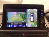 マルチビューカメラを搭載ですので、まるで見下ろし映像のように車両の周囲を確認できます。