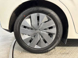 タイヤサイズは185/60R16です♪