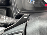 【パドルシフト(AT車)】MT車と同じように好きなギアで走ることができます!ステアリングから手を離さずに指先だけでシフト操作ができ、よりスポーティな走りをお楽しみいただけます。