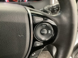 【アダプティブ・クルーズ・コントロール】予め設定した車速内でクルマが自動的に加減速。 前走車との適切な車間距離を維持しながら追従走行し、高速道路でのドライバーの疲労を軽減してくれる嬉しい機能付♪