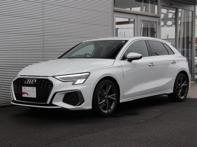 A3スポーツバック 30 TFSI Sライン 