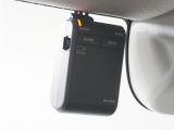 ◆ドライブレコーダー◆映像・音声などを記録する自動車用の装置です。 もしもの事故の際の記録はもちろん、旅行の際の思い出としてドライブの映像を楽しむことができます。