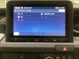 ワイド画面のナビゲーションはフルセグTV、インターナビ対応のGathers純正メモリーナビを搭載しています。Bluetoothオーディオ機能がありますので、スマートフォンなどの音楽も再生できます。