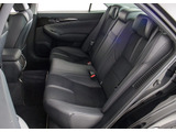 特別仕様車ならではの専用ハーフレザーシート付!!当社では、本革シートのカラー変更や張替えも出来ます!ワイン・茶・赤・青・黄色・コンビ色など何でもOKです!