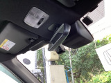 Hondaセンシング搭載!ミリ波レーダーと単眼カメラで、クルマの前方の状況を認識。ブレーキやステアリングの制御技術と協調し、安心・快適な運転や事故回避を支援する先進のシステムです!