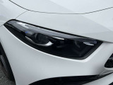 2階ショールームにはキッズスペースを完備しておりますので、お子様から目を離す事なくゆっくりと商談を進められます。是非ご家族皆さまでご来店下さいませ。メルセデス・ベンツの塗り絵などのおまけもあるかも?!