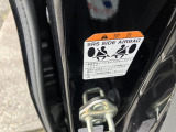 SRSサイドエアバッグのシールです。運転席助手席対応です。