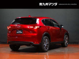 【CX-5】上質感と精悍さを兼ね備え、ワイド感を強調した意匠。オールラウンドな機能美と品格、洗練されたデザイン。