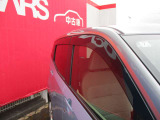 プラスチックバイザー付いてます☆