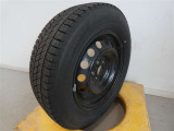 R4年式冬タイヤ185/65R15ブリジストン製です。