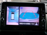 アラウンドモニター 白線や駐車車両をナビ及びルームミラーに表示 駐車している車両との位置関係も一目で分かって安心です