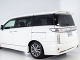 ★展示前点検実施★特殊な機材も用いて、全車点検を実施しております!