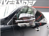 【車屋】として、長く車業界に従事した経験豊富なスタッフが多数在籍しております。